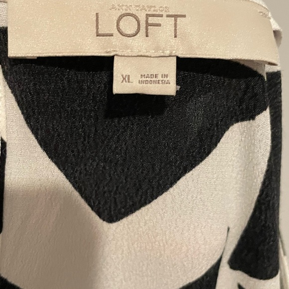 XL Linen Geo Shirt - Picture 3 of 5